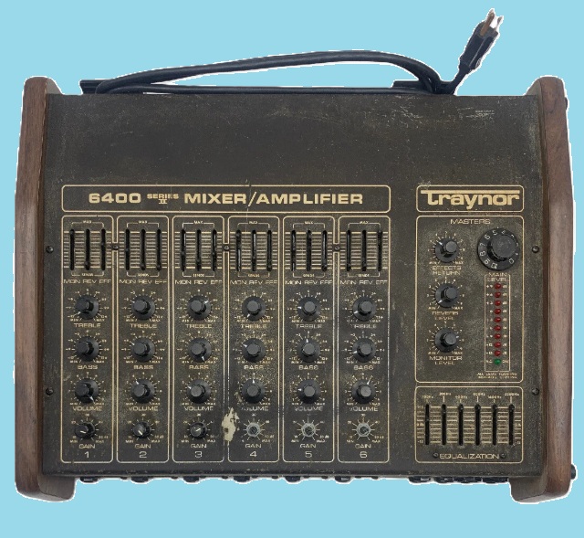 PENAMPAKAN MIXER TRAYNOR 6200